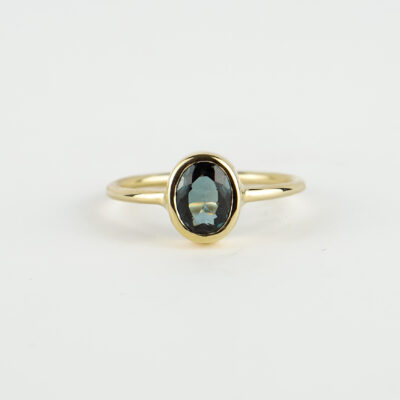 Ring blue-green Tourmaline