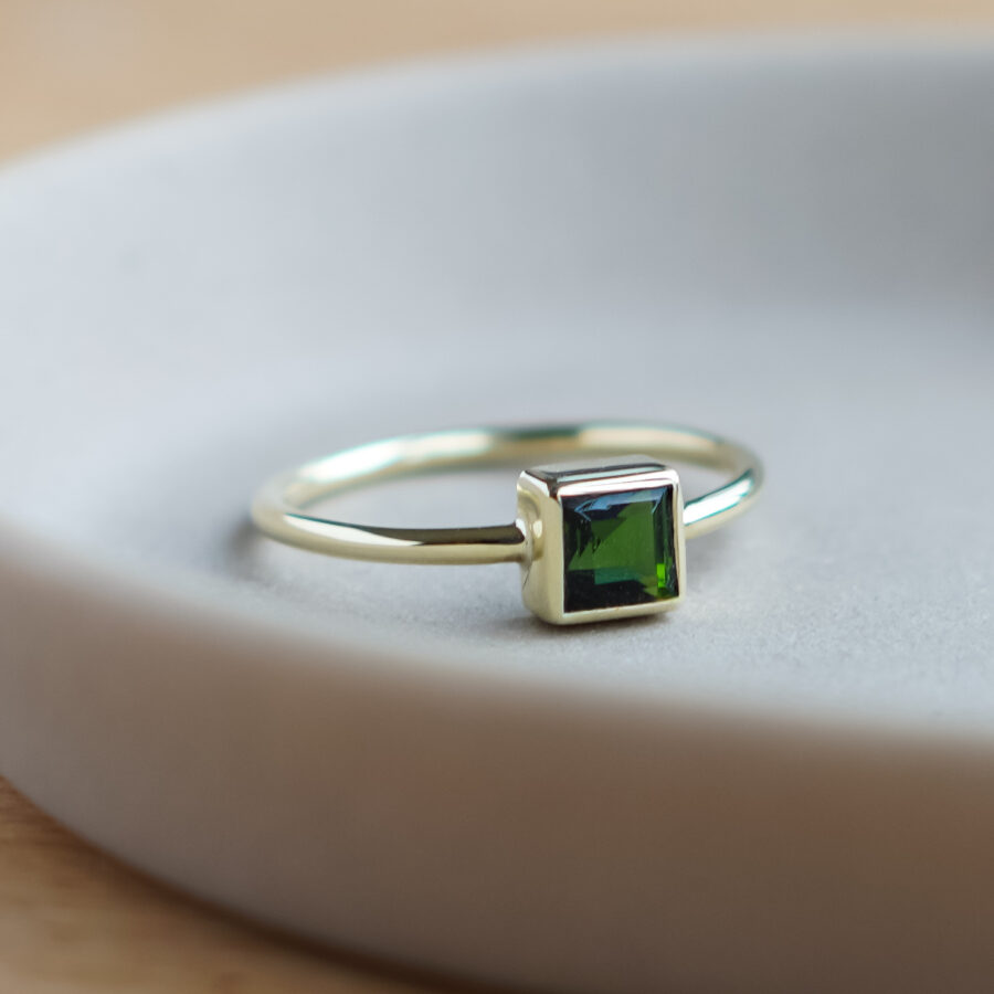 Ring vierkante toermalijn