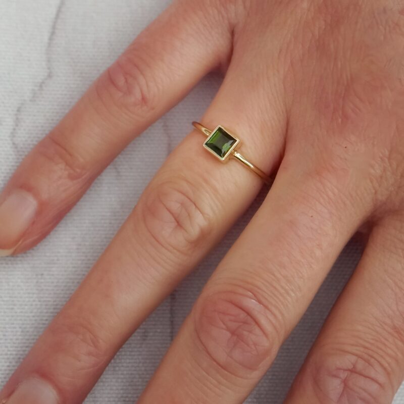Ring Met Vierkante Toermalijn